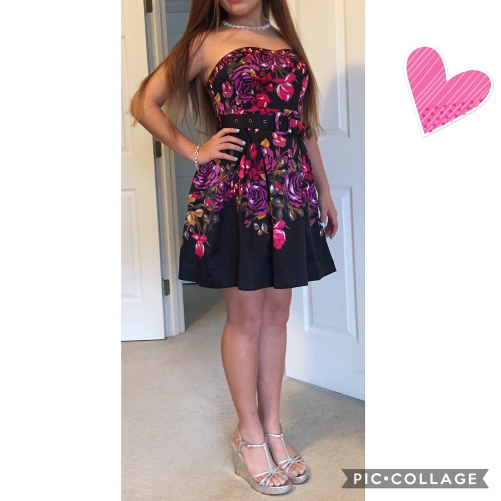 BEAUTIFUL STRAPLESS DRESS WITH ROSES - Picture 7 of 7
